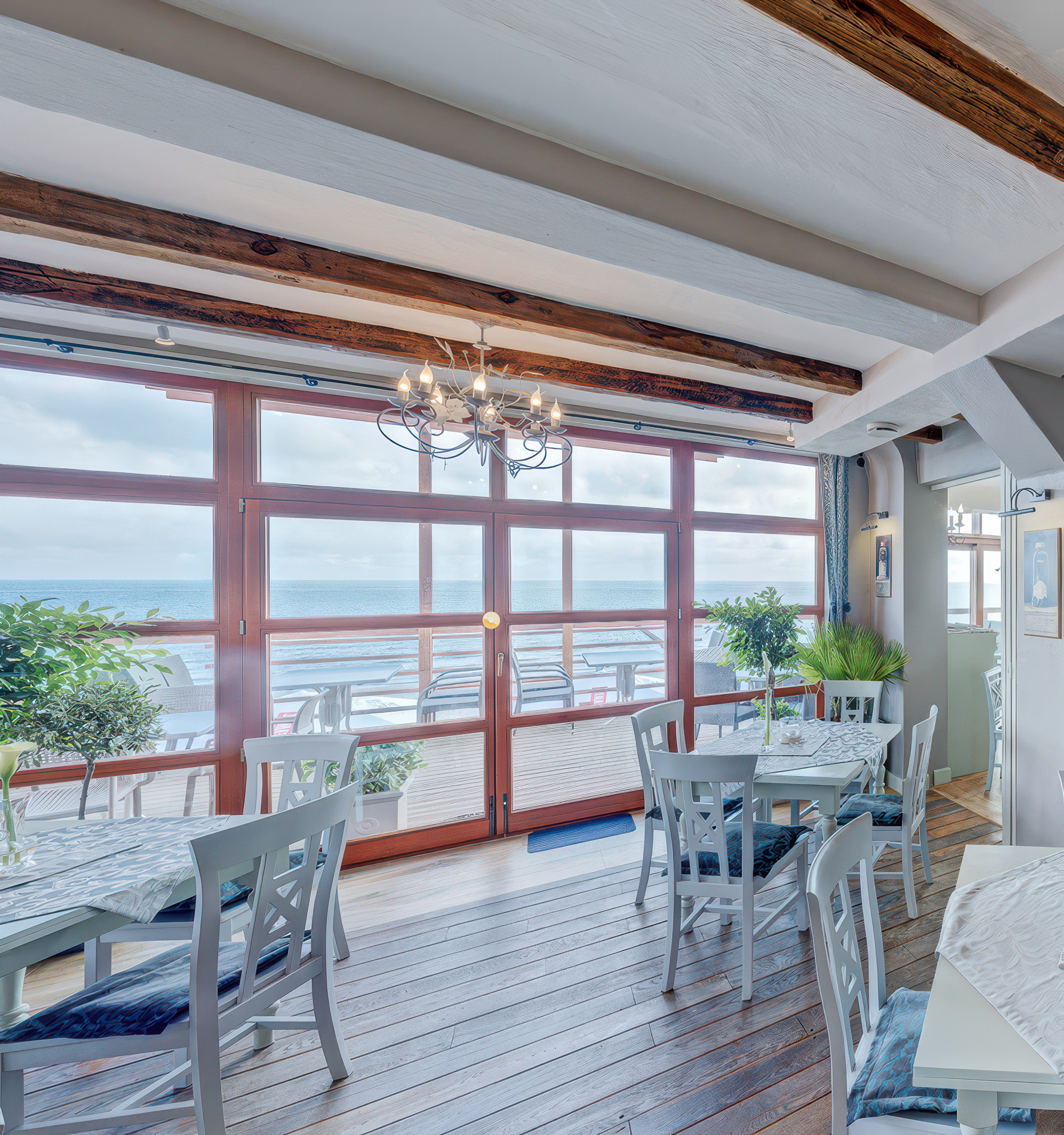 Restaurant Pergola — Innenraum 1